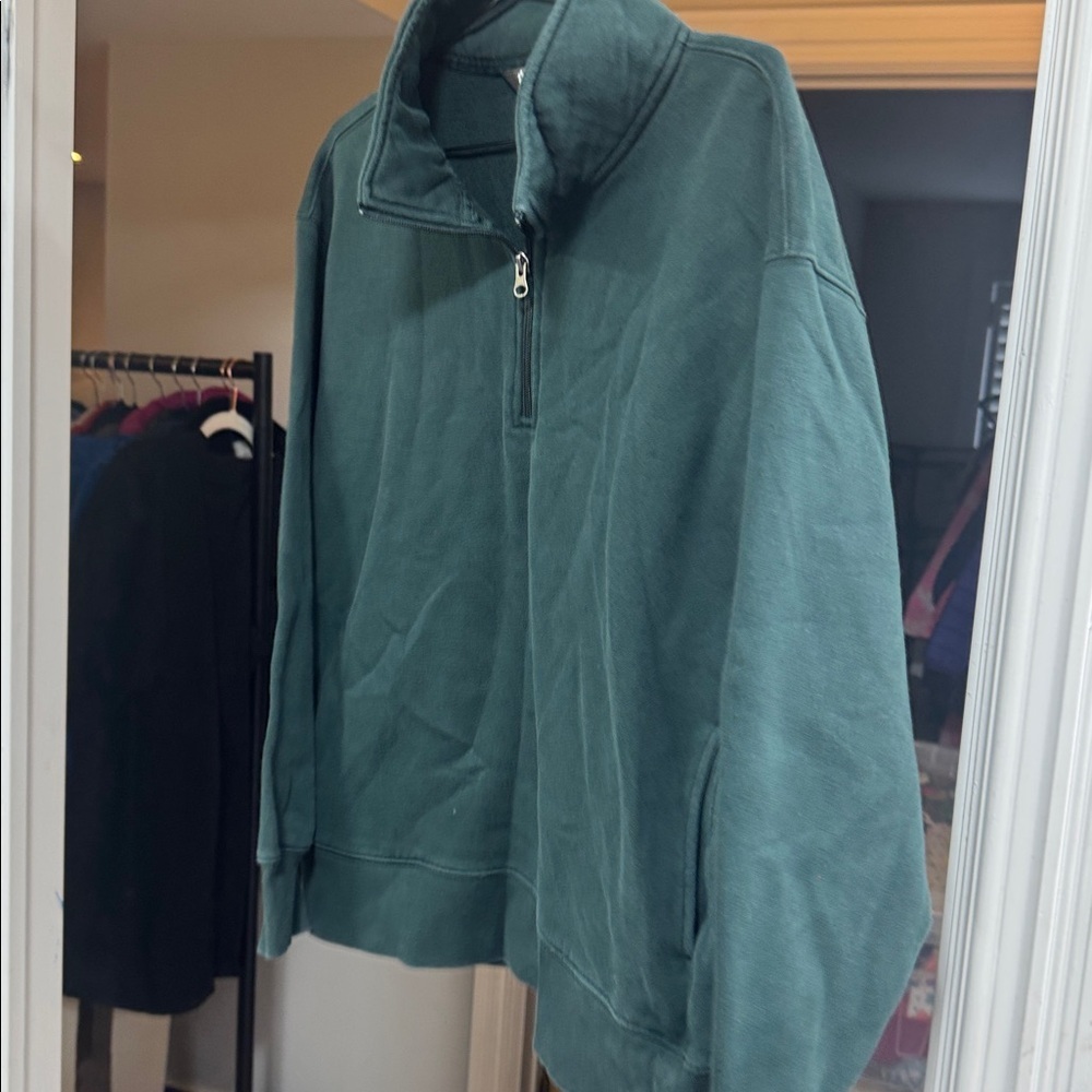 1/4 Zip Green Size Med